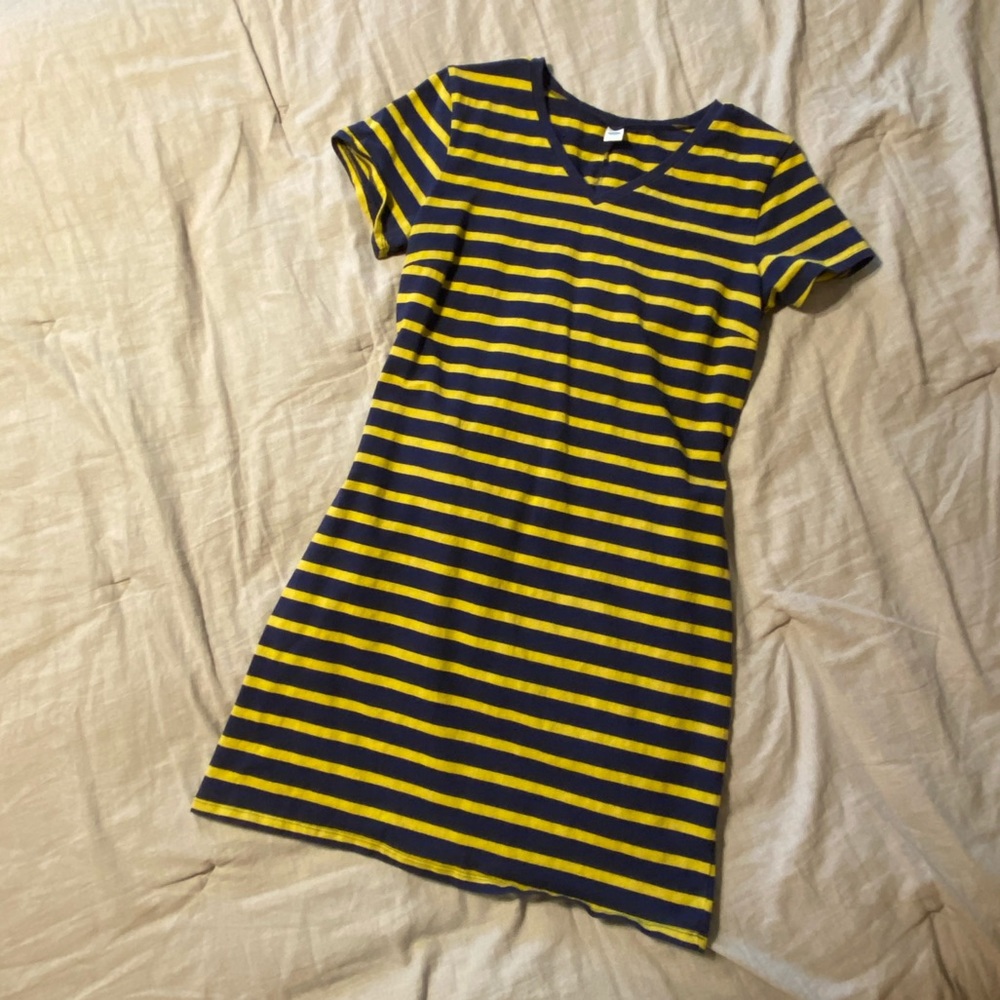 Navy & Green V-Neck Dress